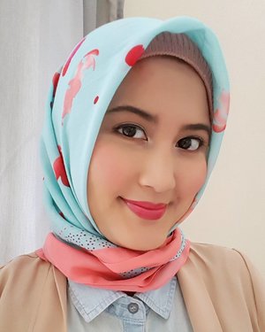 Turkish style hijab. #makeupaddict #makeupjunkie #selfie #instabeauty #femaledaily #clozetteid