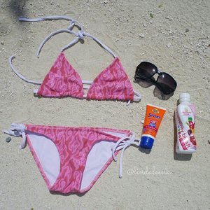 #ootd ala-ala dengan Mega Mendung Bikini from Bikiniku Swimwear (FB) #clozetteID 
#LingTrip #NXMiniwithstyle #Maldives
