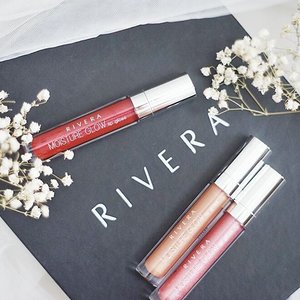 Morniiing... Freshen up this morning look with lipgloss from @riveracosmetics
The "gorgeous red" is my favorite
Swatch is on my blog www.muktilim.com (link is on my bio) .
.
.
.
#beauty #beautyjunkie #blogger #bblogger #beautyblogger #clozette #clozetteid #clozetter #haul #riveracosmetics #lipjunkie #indonesiabeautyblogger #beautybloggerindonesia #fdbeauty #potd #picoftheday #instadaily #bblog #flatlay #flatlays #lipgloss #makeup #like #like4like #likeforlike #indobeautygram #lifestyle #makeupgeek #swag #beautyblog