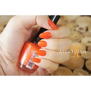 Color of The Faceshop Lovely Meex in RD 303#nail #nailpolish #thefaceshop #lovely #orange #orangenail #summer #summernail #brightcolor #nailart #beauty #beautyblog #blogger #indonesiabeautyblogger #beautybloggerindonesia #latepost #clozetteid #clozettebeauty #clozette #clozettedaily