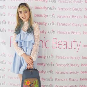 Here i am today at @panasonicbeautyid event with @beautynesia.id for launching their new product Micro Foaming Cleanser Device and Ionic Cleansing & Tonic Device.. .
.
.
.
.
.
#beautynesiamember #beautyblogger #Indonesianfemalebloggers #beautyjunkie #makeupjunkie #indobeautygram #indonesianblogger #indonesianfashionblogger #indonesianyoutuber #beautyenthusiast #beautybloggerindonesia #youtubers #youtubersindonesia #indobeautyblogger #clozetteid #fashiongram #beautyinfluencer #뷰티 #뷰티스타그램 #유튜브 #블로그 #블로거 #스타일 #샐카 #샐피 @beautynesiamember #panasonicbeautynesia #beautifullyours #feelthebeauty #beautycare