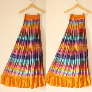 Mika dress by Bajubalikulaku. Original handmade Tie Dye dress. 