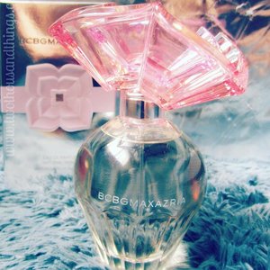 < perfume of the day > 💐
.
.
.
#perfume #eaudeparfum #bcbgmaxazria #perfumeoftheday #scented #fragrance #beautygram #bblogger #instalove #instagood #fdbeauty #clozetteid