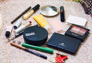 Today's essentials ...
.
.
.
.
#todaysessentials #beautygram #bblogger #makeupgram #makeupmess #makeupoftheday #instablogger #instalove #bestofday #picoftheday #clozetteid
