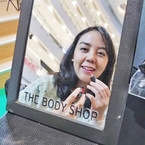 Tried Non-touring trend by @thebodyshopindo earlier at the makeup class with @clozetteid 
Go visit #thebodyshopindo at Central Park until Sunday coz there are lots of deals and special price! 
#TheBodyShopEarthHour #cleanandbold #clozetteid #tbsxclozetteid #me #instastyle #bloggerstyle #bloggerevent #beauty #makeup #photooftheday #picoftheday #potd #selfie #selfportrait #ulzzang #sougofollow #f4f #follow4follow #like4like #l4l