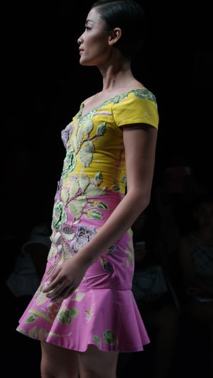 Colorful Peranakan Batik on Jeanny Ang show during Jakarta Fashion Week 2015