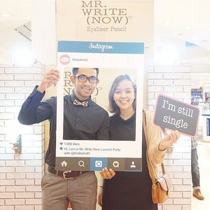 With Bill at Mr. Write Now Launch Party with @thebalmid 
#vscocam #beauty #thebalm #thebalmcosmetics #thebalmid #makeup #beautyblogger #beautybloggerid #clozetteid #eyeliner