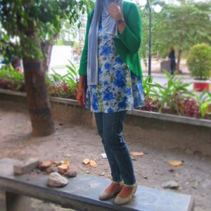 blue and green.. outtake from recent post  #fashfaithcom #outfit #ootd #clozetteid #nytfashion #lookbook