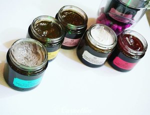 Pick one favorite,  or two, or all of these lovely "face jams" made out of superfood and famous ingredients around the world.

#Clozetteid #beautybloggerindonesia #beautyblogger #facemask #superfood #thebodyshop #skincafe #beauty