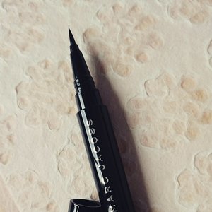 http://whileyouonearth.blogspot.com/2015/02/marc-jacobs-magic-marcer.html?m=1 @marcjacobsbeauty exclusively at @sephoraidn 
#clozetteID #marcjacobsbeauty #beautyblogger #eyeliner #new #makeup #look #collection #sephora