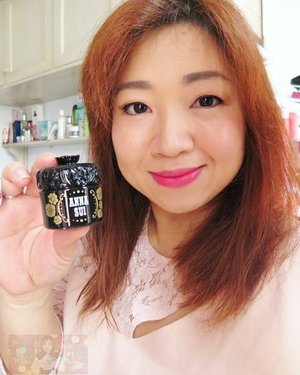 Gel Foundation Primer from @officialannasui with a wobbling pudding-like texture,  yums! 
Made for those with normal to oily skin but those with dry skin like me can still happily use it too.

http://whileyouonearth.blogspot.co.id/2016/03/anna-sui-gel-foundation-primer.html?m=1

#clozetteid #BeautyBlogger #annasui #beautybloggerindonesia #gel #Primer #Foundation #review #makeup