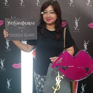 I'm at @yslbeauteid Google Glass event at @pondokindahmall.pim 
#clozetteid #beautybloggerid #beautyblogger #blog #bloggertakepic #ysl #googleglass #cosmetic #makeup #ysl #beauty