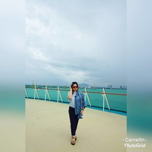 Arrived in Penang Cruise Port of Call in this super cloudy day. 
#royalcaribbean #cruise #Penang #travel #holiday #holidaymood #trip #clozetteid #lotd #motd #ootd #style #fashion #lookbook