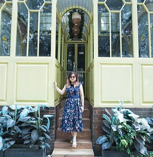 Wearing @alannahhill Only an Imagination Dress. Sukaaaaaaa banget sama dress ini, super comfy and fall in the right places. Made by cotton and the design reminds me of a good ol' days. Love playing dress up these days. #alannahhill #beauty #fashion #outfit #ootd #dressedup #outfitoftheday #lookbook #dress #lotd #motd #styleoftheday #clozetteID