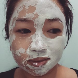 I'm using @menard_id Fairlucent White Pack AD.http://whileyouonearth.blogspot.com/2015/03/menard-fairlucent-pack-white-ad.html?m=1#clozetteID #beautyblogger #beauty #fairness #menard #white #bright #mask #japan #facemask #beautyinfo #fair #brightening