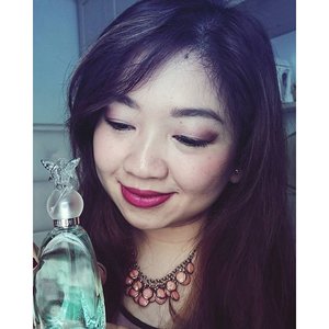 @officialannasui Secret Wish.

A fresh and fruity perfume with a hint of citrus.

http://whileyouonearth.blogspot.com/2015/09/anna-sui-secret-wish.html

#clozetteid #beautyblogger #perfume #fragrance #review #annasui #secretwish #citrus #fruity #parfum