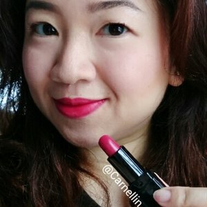 Using @illamasquaid in Salacious #clozetteID #idbblogger #beautybloggerindo #blog #beauty #makeup #lippie #Lipstick #illamasqua