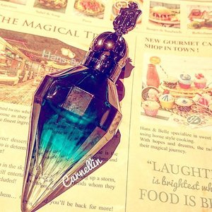 My favorite perfume at the moment.Katy Perry Royal Revolution.#clozetteid #katyperry #EDP #perfume #fragrance #coty