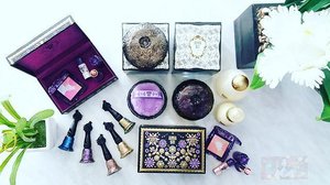 Good day everyone 😍

Love from Anna Sui Holiday Collection 
Beautiful, irresistible,  and gorgeous. 
#annasui #winter #holiday #makeup #collection #clozetteid #beautyblogger #skincare #limitededition #beauty @officialannasui