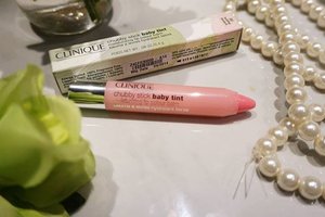 @cliniqueindonesia Chubby Stick Baby Tint comes in this cutest shade ever, Budding Blossom.

#Clinique #chubbystick #BeautyBlogger #beautybloggerindonesia #clozetteid #Lipbalm #lipstick