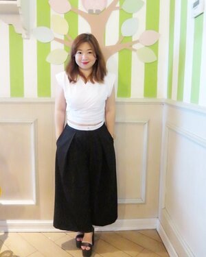 #ootd using top and bottom from @lovebonitoid @lovebonito 
#lovebonitoid #clozetteid #blogger #fashion