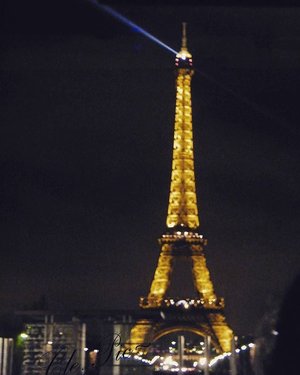 A good night, from Paris.

#traveling #Paris #eiffeltower #night #clozetteid