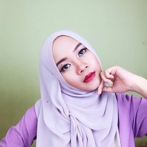 Fall makeup look 🍁#fotd #motd #fallmakeup #hudabeauty #mayamiamakeup #ofisuredii #clozetteID #beautyblogger #hijabblogger #bblogger
