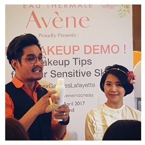 For sensitive skin :
First things first before you apply the make up, you have to clean up first your face. And apply the facial spray.

@eauthermaleaveneindonesia
@lafayetteJKT

#AvenexGaleriesLafayette
#AvenexLafayetteJKTxClozette
#clozetteID
#MakeUp