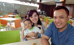 Yesterday with my family.

Thanks for comfort and all facility offered by the V Hotel. I really enjoy to staycation with my family here. Maybe next month I'll try Zenrooms in another city 😊
.
.
#ZenRoomsJakarta 
#ZenRooms 
#FamilyBlogger
#FamilyTrip 
#Staycation
#EnjoyWeekend 
#Bloggerstaycation
#MomBlogger
#HotelJakarta
#ClozetteID #Lifestyle