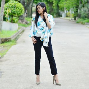Ga pake kepsyen tapi pake hashtag seng loba.#ClozetteId #Clozette #Starclozetter #fashionblogger #BandungBeautyBlogger #ootd #instafashion #lippaint #BeautyGuide #BeautyTips #lookbook #lookbookindonesia #BeautyBloggers #bbloggers #IndonesianBeautyBloggers #BeautyBlogger #instabeauty #lookoftheday