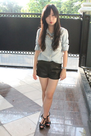 denim shirt with leather short