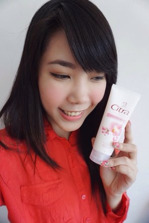 Love your skin by drinking more water, exercise more, eating healthy, and applying skin care.
Good skin care is a great long run investment for your skin. Once you achieved healthy skin condition, you don't need much makeup to cover your flaws anymore :)
Let's join #CitraBeraniNatural campaign and share your beautiful skin to the whole world!