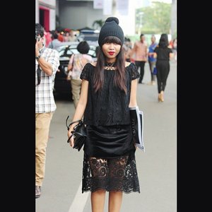 Featured on @idstylecom ! Spotted on the street by street style photographer, the stylish @kaymori at @indonesiafashionweek day 3.Was wearing: @zaloraid top & @mango clutch (thanks to @zaloraid) | @ss_custom skirt#IFW2015 #IndonesiaFashionWeek #streetstyle #black #ootd #FashionBlogger #styledotcom #styledotcomindonesia #Zalora #zaloraindonesia #clozetteid