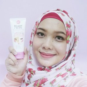 Aku baru aja nyobain @cathydollindonesia Ready 2 White Milky White Cream Pack yang aku dapatkan dari Guardian Beauty Box bulan kemarin. Hasilnya kulitku cerah instant hanya dalam 3 menit 💕💕💕
Kalian bisa baca full review-nya di blog ku : http://bit.ly/cathydollready2white & juga di channel YouTube .
.
.
.
.
.
.
#Cathydoll #CathydollID #GuardianBlogger #review #coniettacimund #indonesiabeautyblogger #indonesiabeautyvlogger #beautybloggerid #clozetteid #fdbeauty
