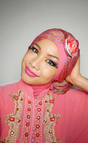 Pink + Gold Arabian Inspired Makeup Video : https://www.youtube.com/watch?v=y6CosyViKCI
