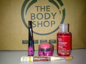 A new collection from The Body Shop - Lily Cole (lip & cheek dome and purple liquid eyeliner), Almond nail & cuticle oil and extra surprised strawberry bath gel for my birthday ;)