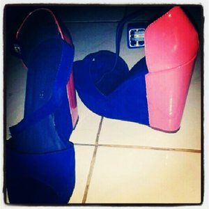 My Shoes Blue VS Pink Wedges From Yongki Komaladi