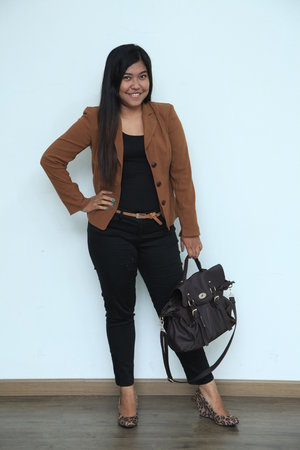 Brown Blazer and Leopard shoes