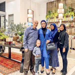 A fresh start..
.
Lets begin a NEW YEAR, a new chapter, and a new us...
.
Happy New Year 2020 🥳🥳🥳
More happiness, more health, and more wealth 🤲
. - FY Family - .
.
.
#family #familytime #familyphotography #newyearseve #newyear2020 #blogger #momblogger #indonesianblogger #clozetteid