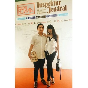 Monochrome outfit for this week! 
Me and my @marselinus after @teaterkoma in GKJ today 
#monochrome #blackandwhite #saturdate #saturdaynight #saturday #weekend #outfitinspiration #outfit #outfitoftheday #ootd #couple #ootdindo #ootdindonesia #lookbook #teaterkoma #inspekturjendral #lookbookindonesia #femaledaily #clozetteid #clozette #clozetteambassador