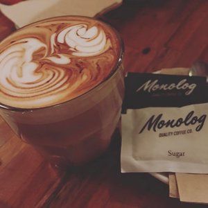 ☕️🍮 #monolog #coffee #morning #clozetteid #monologps