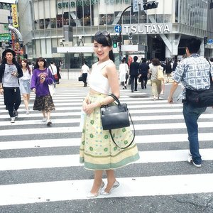 I am so proud to be Indonesian... with lots of traditional material like batik or songket... im wearing a beautiful songket skirt on the busy street of Shibuya.. and the skirt is totaly a style stealer darling! :) thank you @kokaind for the skirt and the golden bracelet :) #shibuya #vscocam #streetstyle #clozetteambassador #clozetteid #clozette #clozetteco #styles #ootdindo #ootd #lookbook #lookbookindonesia #aboutalook #topoutfit #instadaily #japan #japanesegirl #osaka #tokyo #tokyoghoul #shibuya109 #shibuyacrossing