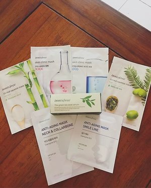 Sunday is the perfect day to open my goodies and share it to you! now its a little something from the well known korean skincare brand @innisfreeofficial @innisfreeindonesia in collab with  @clozetteid there are 6 (yes six!) mask sheets and their best selling greentea serum ❤❤ will be on my blog next week! #clozetteid #clozetteambassador #beautyblogger #innisfree #clozetteidreview #innisfreexclozetteidreview #innistagram #innisfreeindonesia  Guys dont forget to attend Innisfree very first store opening @centralparkmall 24 March 2017 on LG floor!!