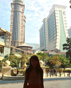 macau is not as cold as guang zhou... its just around 16 17degree in here... #macau #taipa #clozetteid #travelling #travelstyle #city #instagood #instamood