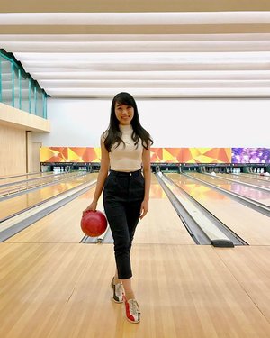 Yesterday activity 🎳🎳🎳 i was so excited and happy ❤️ i guess you can see it on my happy face 😀😀😀 🐧🐧#bowling #bowlingalley #bowlingfun #ootd #ootdindo #ootdasean #outfit #outfitoftheday #lookbook #lookbookindonesia #styles #style #doublewoot #doublewootootd #clozetteid #fashion #fashionstyle #casual #fashiongram #clozetteambassador