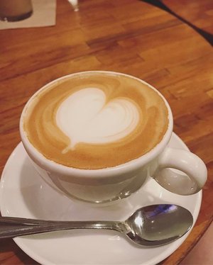 Wednesday Coffee Break ❤️ #coffeebreak #coffee #coffeetime #clozetteid #monologue