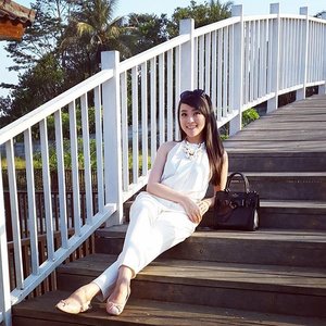 White clothes somehow gives you the 'clean look' instantly.. thats why i love to wear white.. :) #me #clozetteid #ahpoong #clozetteambassador #clozette #white #whiteonwhite #styleoftheday #styleblogger #blog #fashionblog #styles #styleoftheday #travelgram #travelwithstyle #travelling #ootdindonesia #ootdindo #outfitoftheday #lookbook #lookbooklookbook #lookbookindonesia