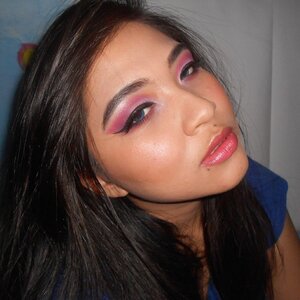 Tutorial for this eye makeup look is now up on the blog! Check out rainbowdorable.com right now and don't forget to leave comment ♡
Product used for eye makeup:
@sleekmakeup i-Divine Ultra Matts V1 - @thebalmid nude tude - @nyxcosmetics @nyxmakeupid JAP milk - @mizzucosmetics liquid and chrome gel eyeliner - @esteelauder sumptuous mascara - @lavielash bluebell - @japansoftlens ageha pop aqua
#makeup #eyemakeup #eotd #tutorial #beautyblogger #nyxcosmetics #maybelline #sleek #clozetteid #PeduliLewatSelfie