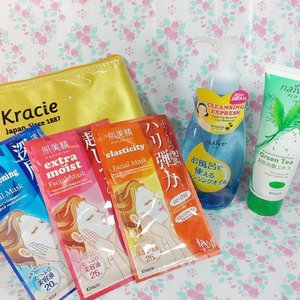 Latepost, but look what i got from @kawaiibeautyjapan! It's Kracie hampers! I got face wash, cleansing oil and three face masks! Oohh cant wait to try em all! Actually i had try the cleansing oil and so far so good, wait for my full review about all of these! ♡♡ #hampers #gift #free #kracie #kawaiibeautyjapan #japan #cleansingoil #facewash #mask #latepost #ClozetteID #happy