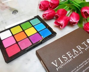 I always love colorful eyeshadow 😍😍
This Viseart palette is one of my engagement gift from Ichi and i really can't wait to do some fun with all the colors 😗
.
.
.
#viseart #viseartpalette #matte #colorful #rainbow #eyeshadow #makeup #makeupjunkie #clozetteid #makeuplover #makeupaddict #eye #makeupindo #engagementgift #lfl #l4l #likeforlike #eyeshadowpalette #bloggerceriaid #influencer #beautyinfluencer #beautyblogger #sephora #bloggerceriaid #bloggerceria #indonesianbeautyblogger #blogger #swatch